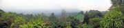 Näkymä Doi Suthepin huipulta (panoraama). Voi itku, kun oli niin paljon auerta ilmassa ettei Chiang Mai näy kunnolla :/